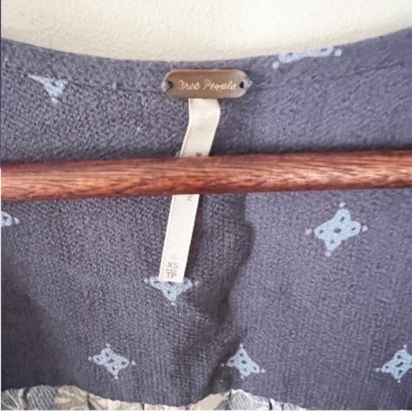 Free people Talulla Floral Boho Printed Mini Dress Blue Size XS Deep V-neck - Picture 6 of 10